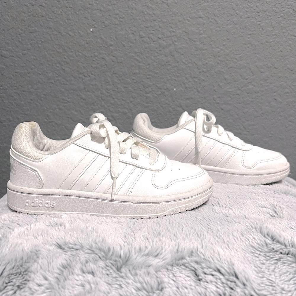 adidas memory foam shoes